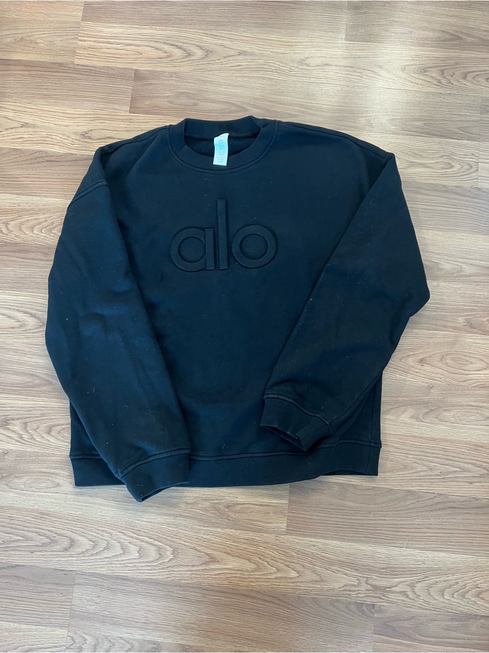 ALO Yoga THICK Black Sweatshirt - Gently Used Size M